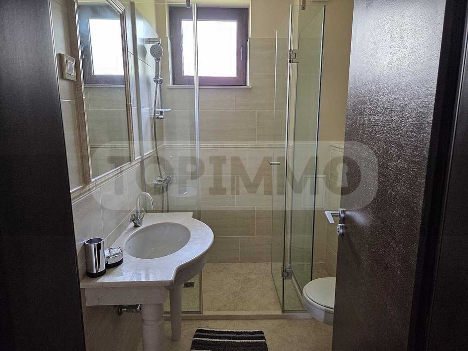 Продава се Четиристаен апартамент в с. Топола, Област Добрич - 216 кв.м за 827 €/кв.м - Снимка #12