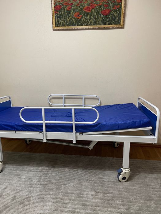 Медицинская кровать