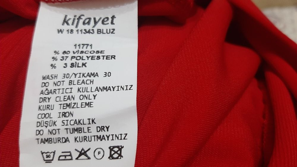 Bluza elganta marimea 44 noua cu eticheta