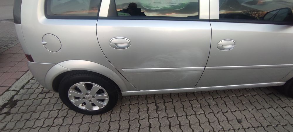 Опел Мерива 1.4б.