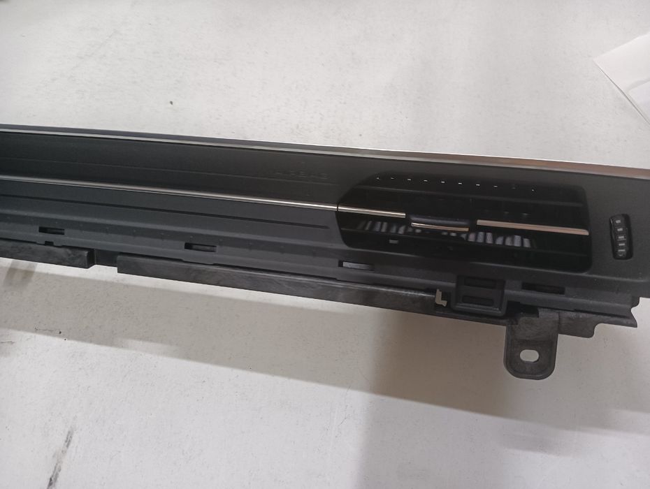 Guri Ventilatie Bord Fata Audi A6 C8, 4A2 2018 - > 4K1820902