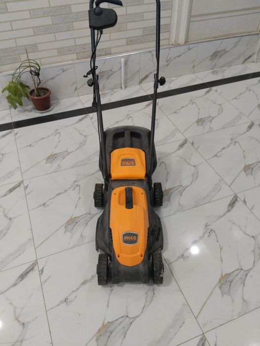 Продается газонакасилка