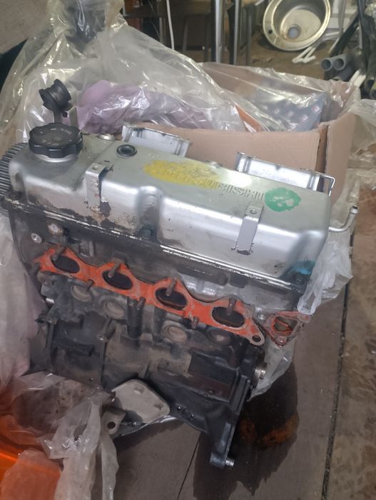 Продам двигатель митсубиси спейс стар на разбор