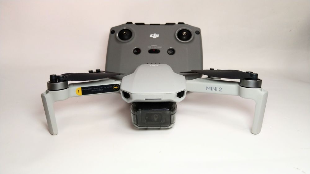DJI Mini 2 квадрокоптер