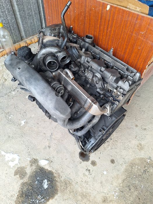 Двигатель ом613 под ремонт