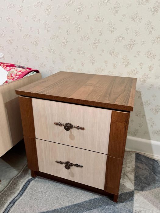 Продается спальная гарнитура