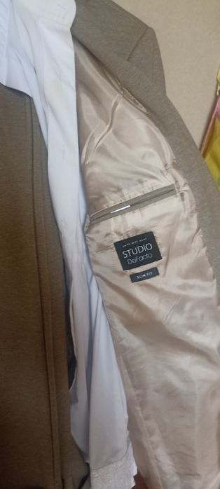 Тройка костюм продам