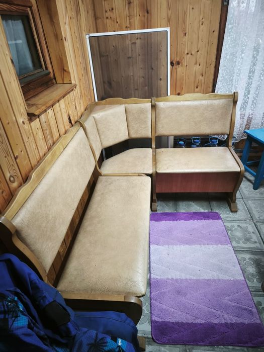 Продам угловой диван для кухни