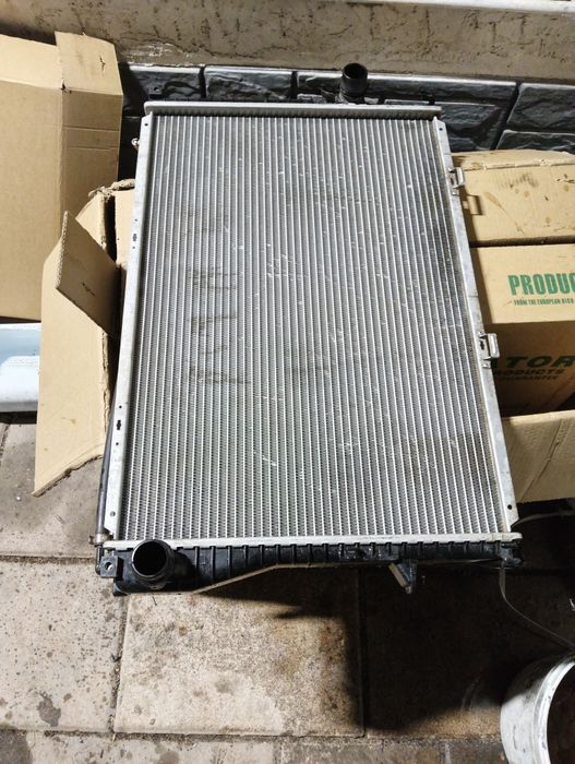 Радиатор и диффузор БМВ е39