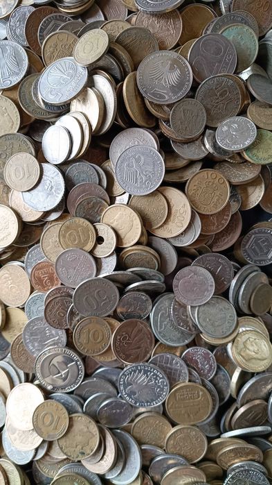 peste 300 monede vechi ieite din circulatie