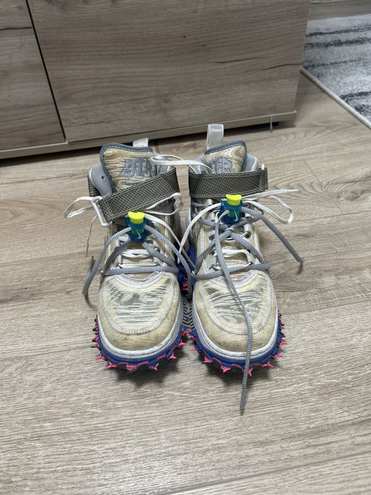 Nike air force 1 off white mid