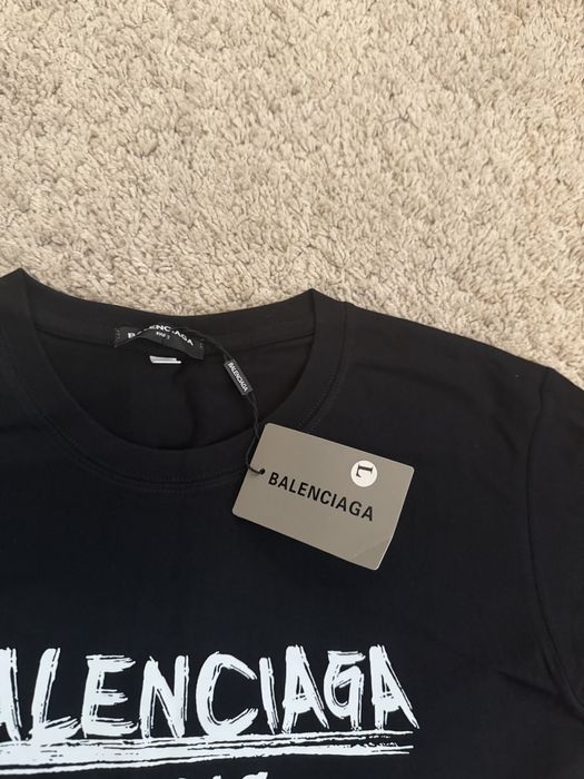 Tricou balenciaga
