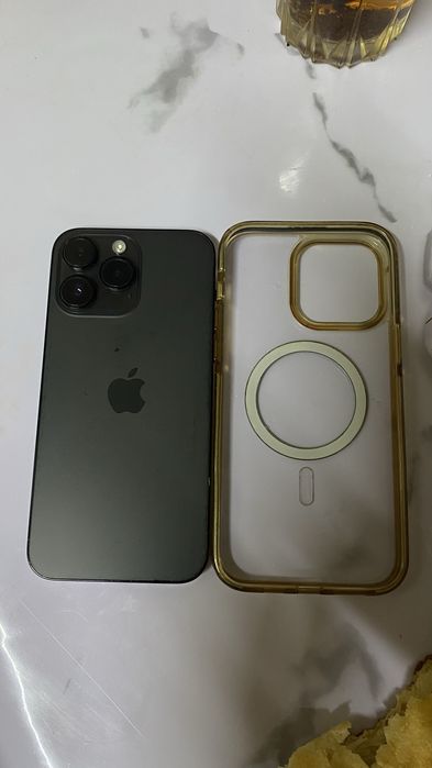 Продам Айфон  14Pro Max