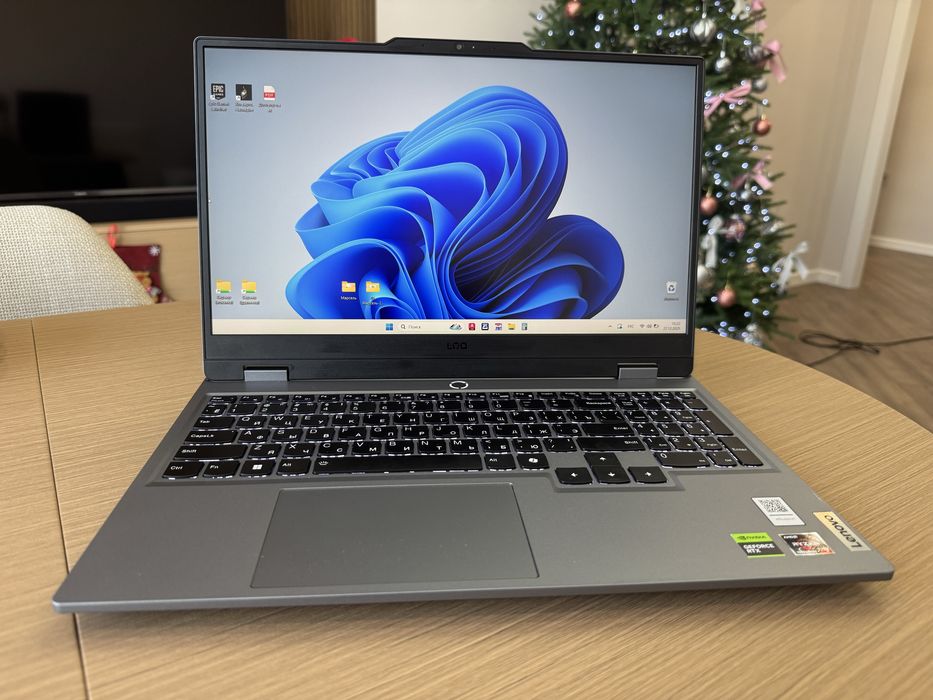 Ноутбук Lenovo, 15,6 диагональ