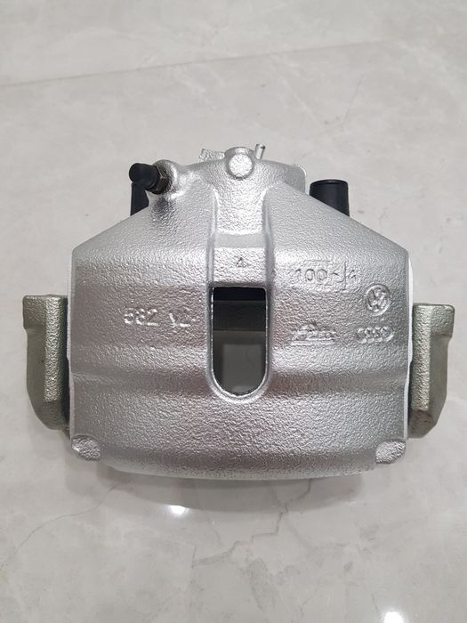 Skoda Rapid Audi Volkswagen Передний тормозной суппорт