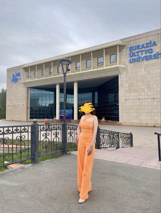 Комбинезон женский