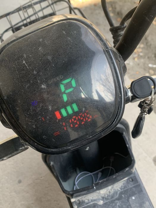 Skuter sotiladi srochna