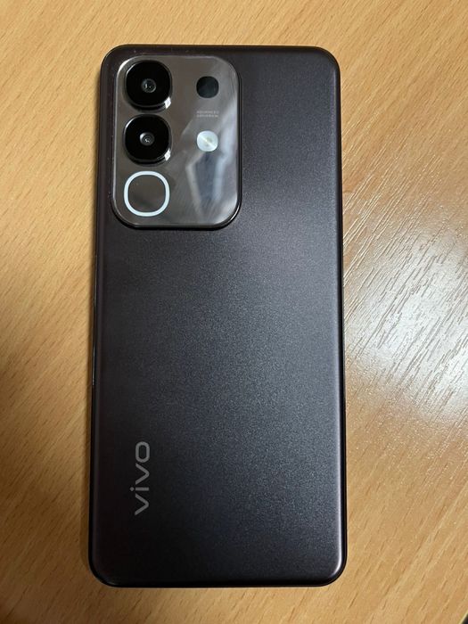 Vivo Y29 с гарантией