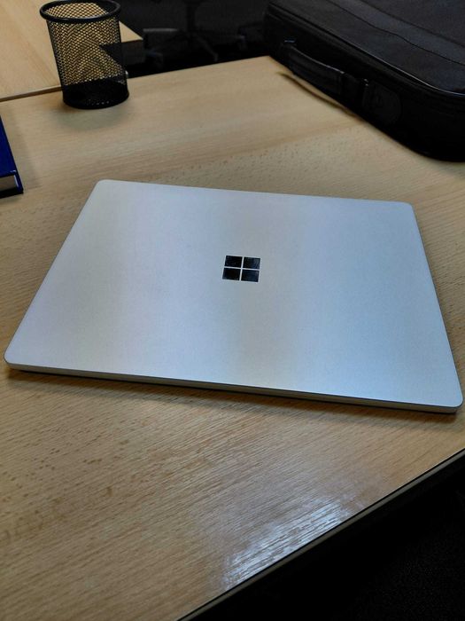 Laptop Microsoft SurfaceGo3,Intel Core i5-1235U,16 GB DDR5, SSD 256 GB
