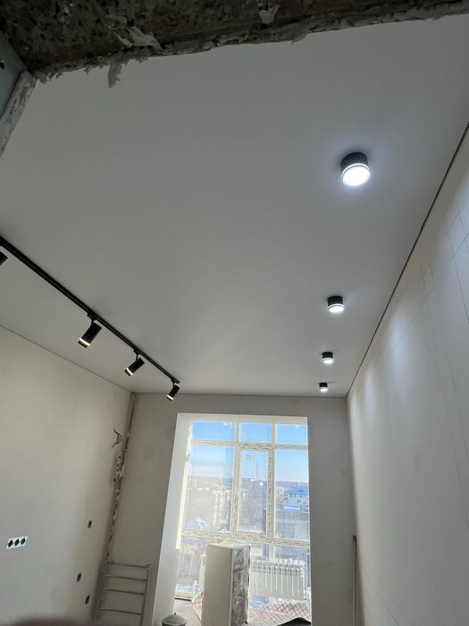 Натяжные потолки