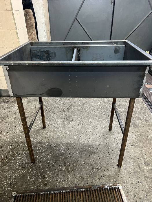 Барбекю на дървени въглища