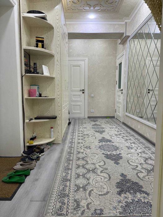 3-комнатная квартира, 74 м², метро Бодомзор — аренда