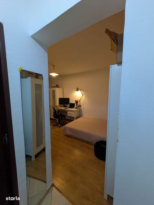 1 camera,bloc izolat ,decomandat, Semicentral,Mărăști ,zona Farmec,BRD
