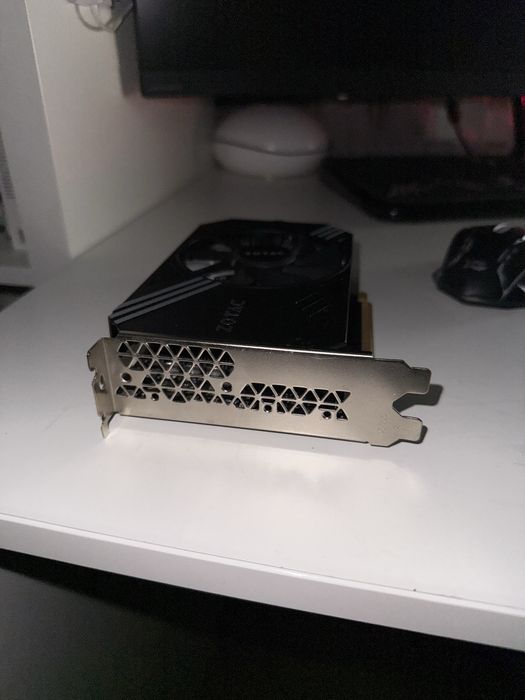 Продам видеокарту Nvidia