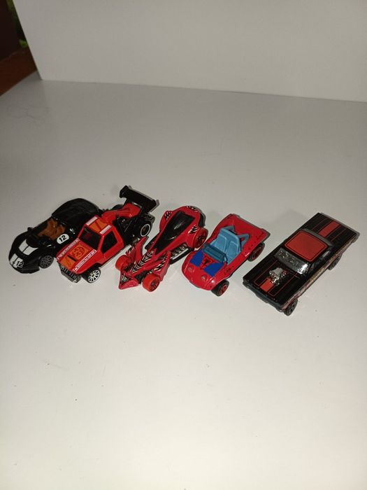 Продам машинки hot wheels
