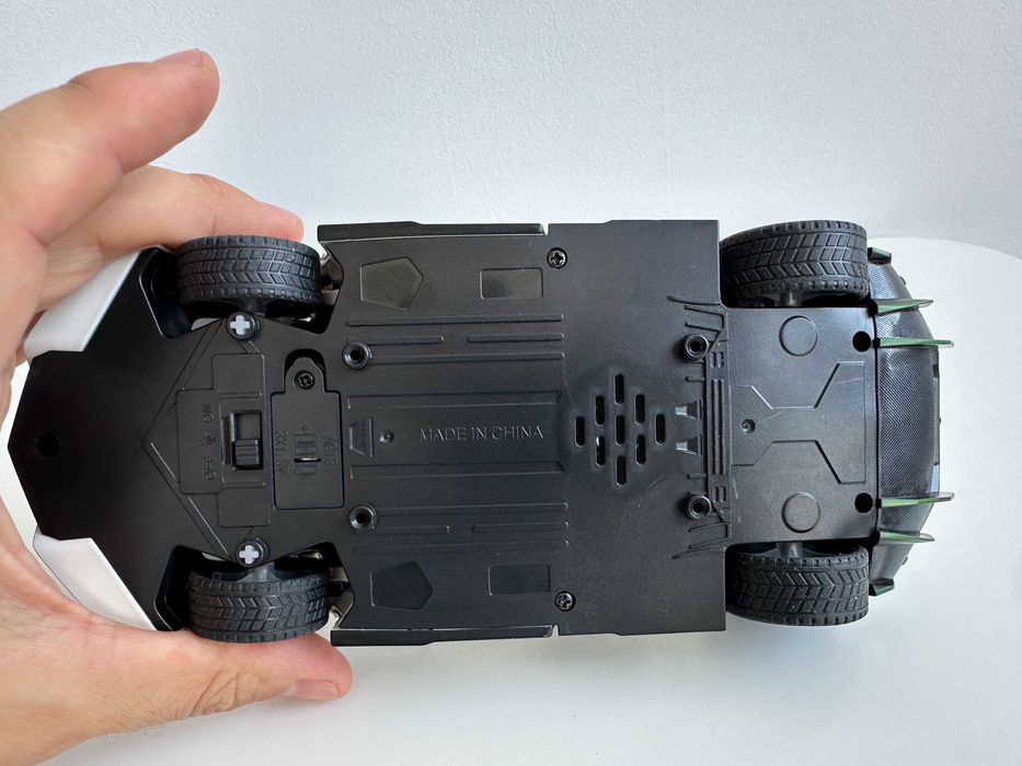 Macheta auto Lamborghini Revuelto 1/24
