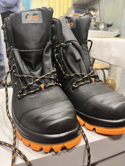 Продам Ботинки рабочие