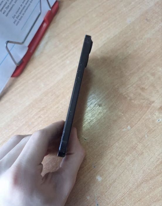 iPhone 15, 128 ГБ, 1 SIM