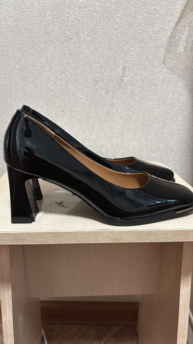 Туфли женские 37 размер