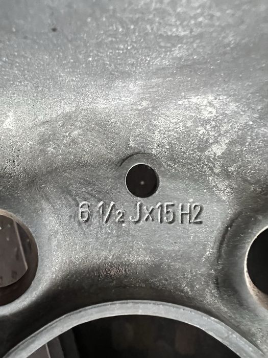 Зимни гуми 4 броя + 3