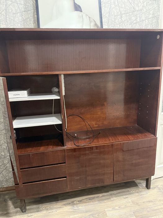 Продается б/у шкаф