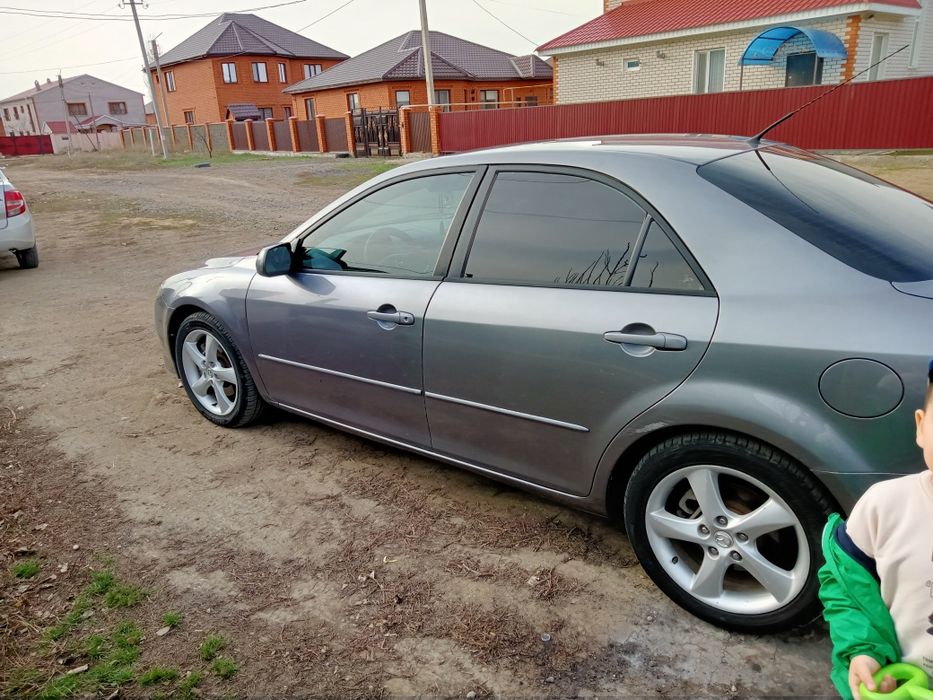 Автомобиль Мазда 6 рестайлинг.