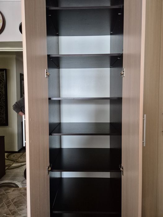 Продам спальный гарнитур