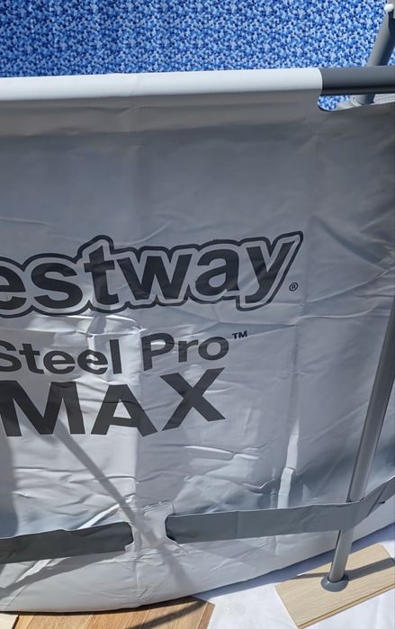 Бассейн 366/120.