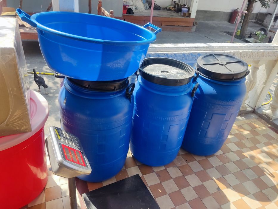 Нержавейка кострюлка,  алюмин кострюлка  60 литрли,  40 литрли