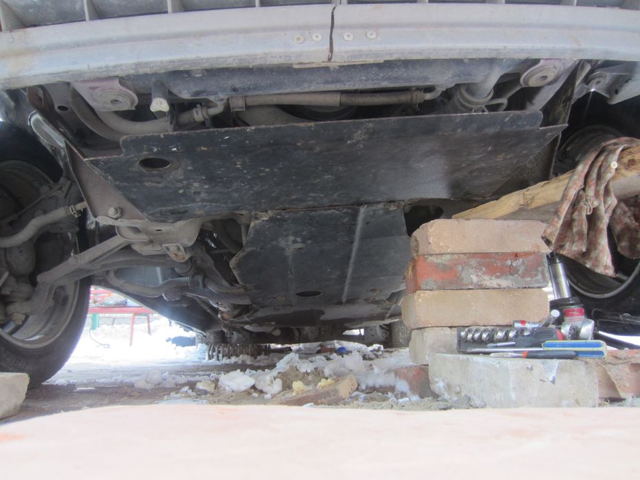 Защита картера Превиа