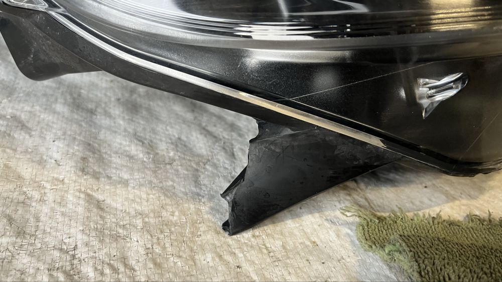 Десен фар Opel Adam 2013-2019