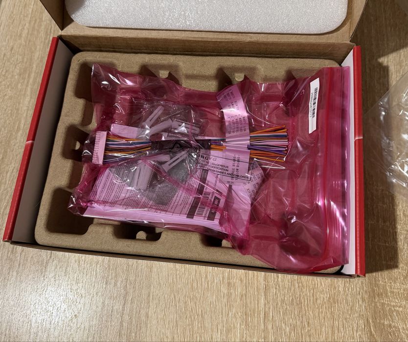 Внутренняя IP станция для видеодомофонии