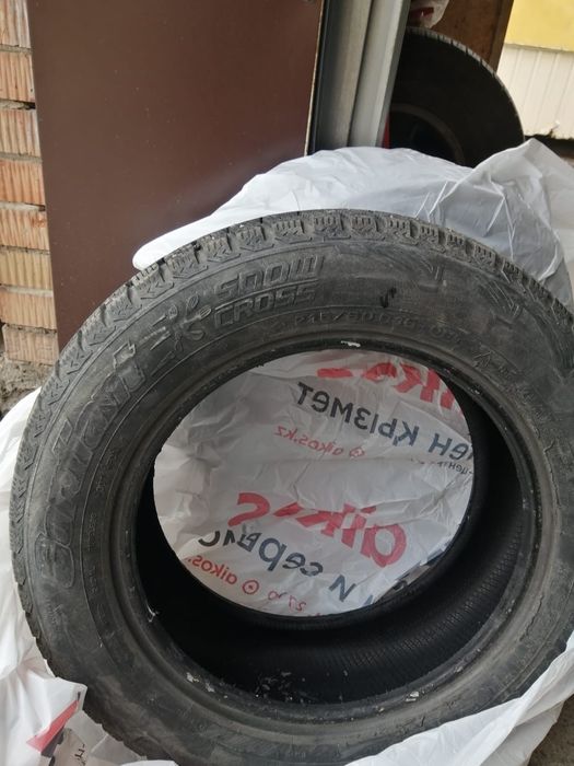 Продам хорошую резину.