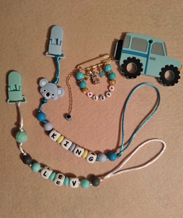 Именная булавочка