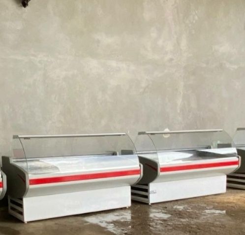 Витрина холодильник сотилади 450 у.е.