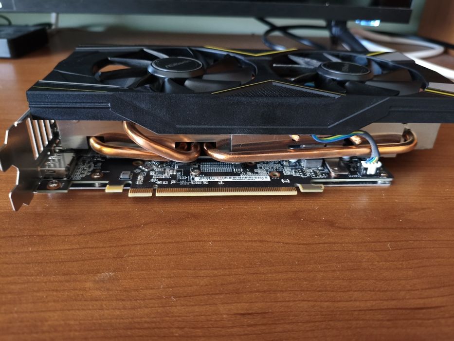 Ryzen 5 3600 / AMD Radeon RX 5600 XT