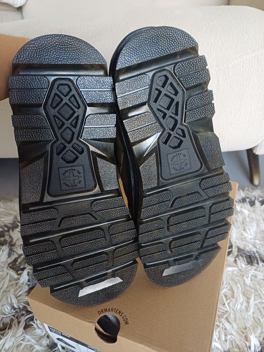 Dr.Martens Чехли