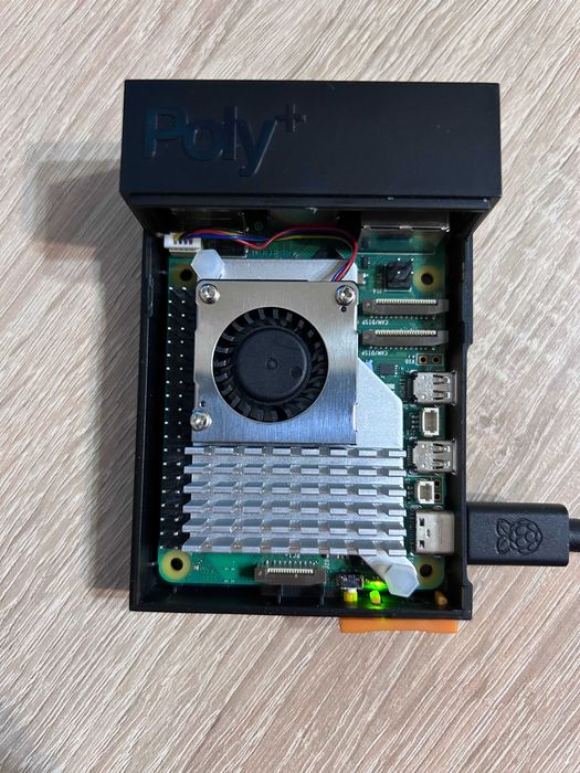 Kit Raspberry Pi 5 8GB complet cu accesorii