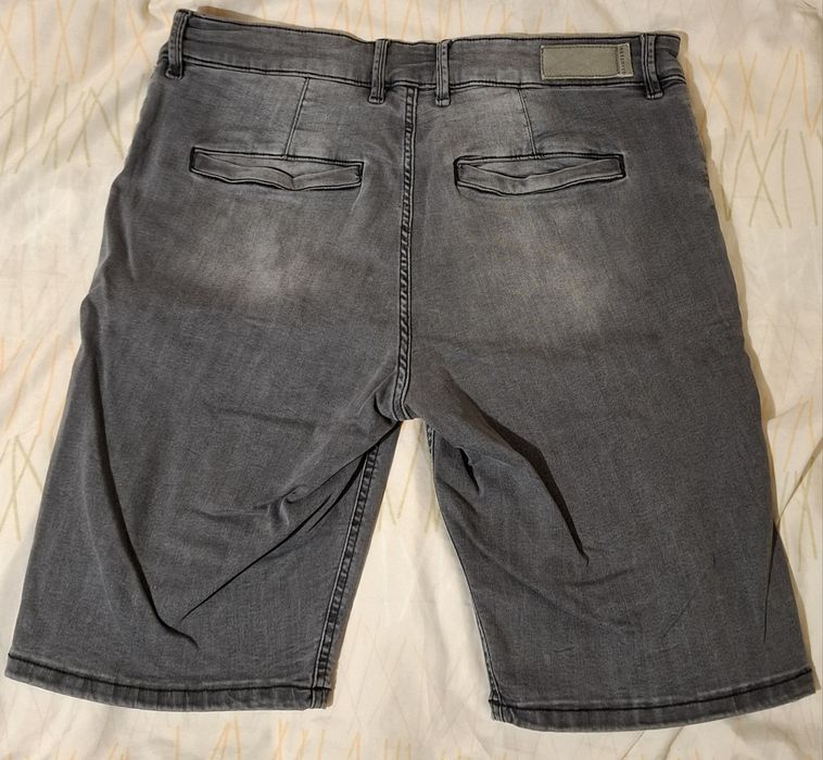 Мъжки къс дънков панталон Reserved