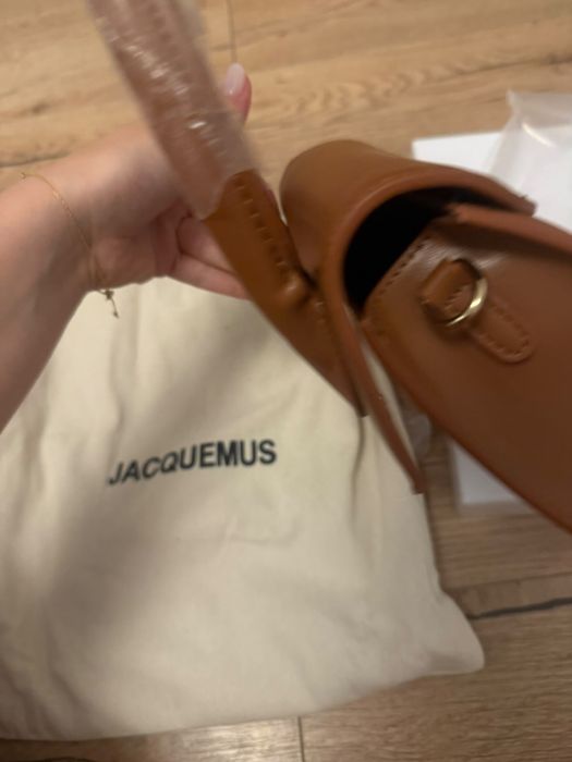 Geanta Jacquemus Chiquito Moyen